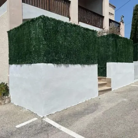 T2 Avec Terrasse Bien Situe Apartamento *
